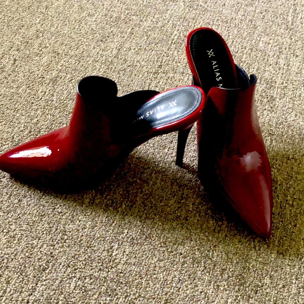 Alias Mae heels